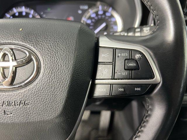 used 2022 Toyota Highlander car, priced at $31,250