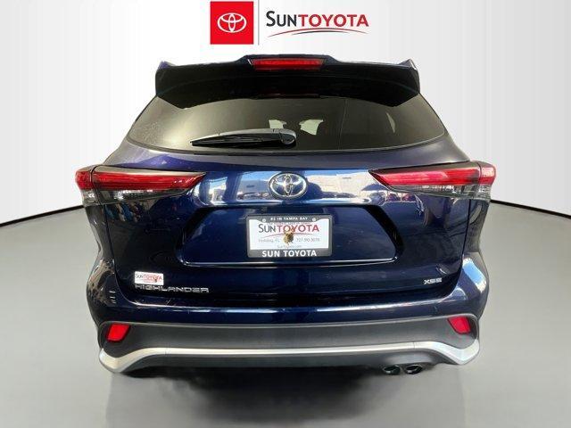 used 2021 Toyota Highlander car, priced at $28,989