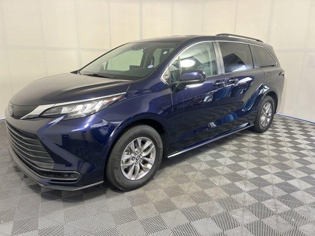 used 2022 Toyota Sienna car, priced at $35,580