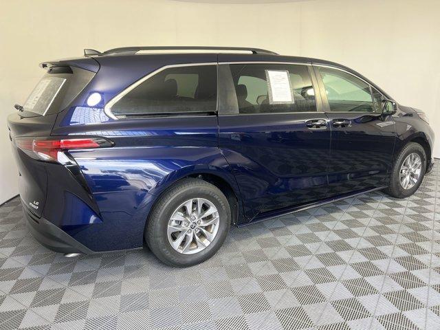 used 2022 Toyota Sienna car, priced at $35,580