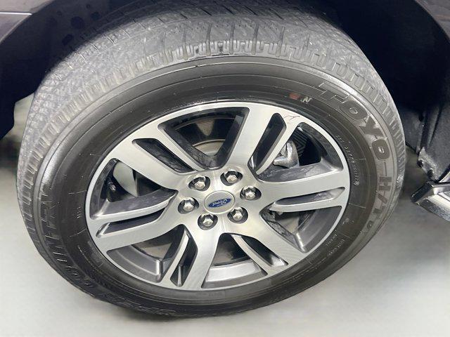 used 2022 Ford Expedition Max car, priced at $41,876