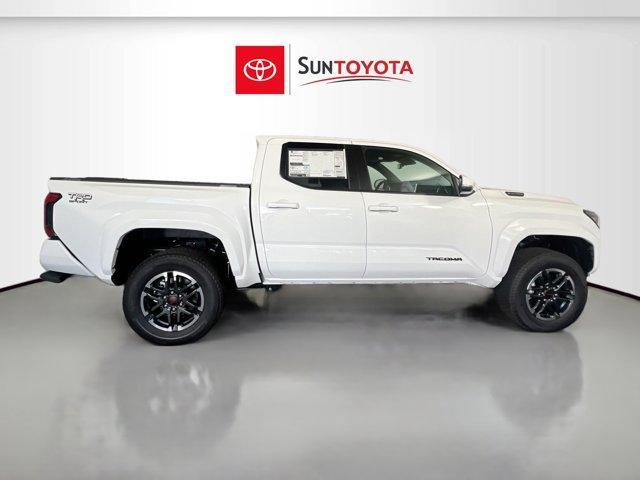 new 2024 Toyota Tacoma Hybrid car