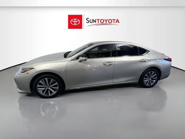 used 2021 Lexus ES 350 car, priced at $30,949