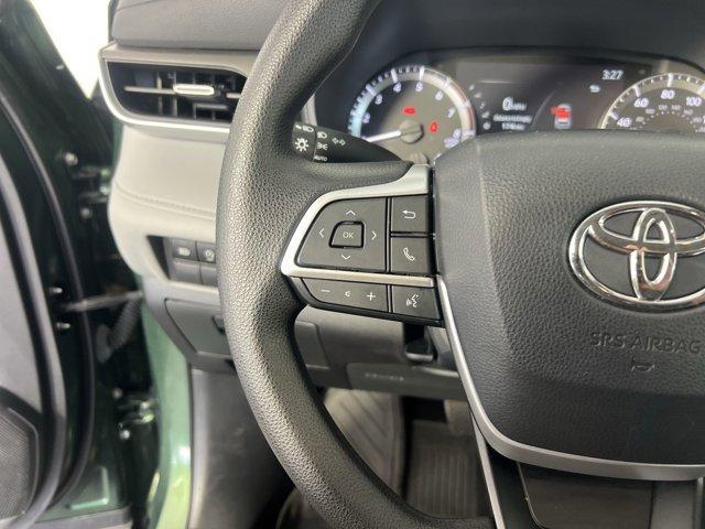 used 2023 Toyota Highlander car, priced at $29,655