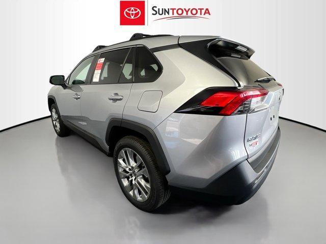 new 2025 Toyota RAV4 car