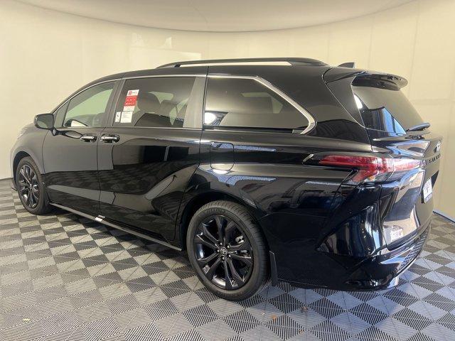 new 2024 Toyota Sienna car, priced at $46,559