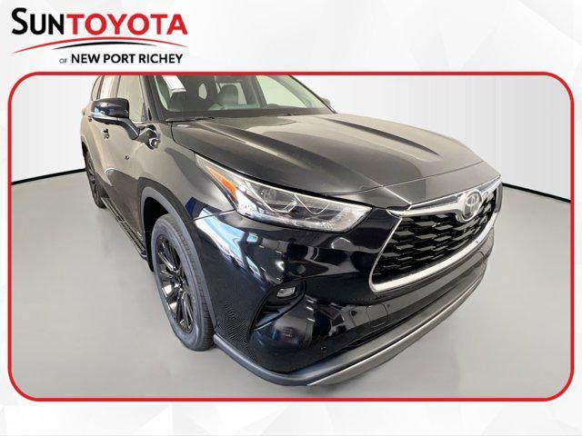 new 2025 Toyota Highlander Hybrid car, priced at $60,937