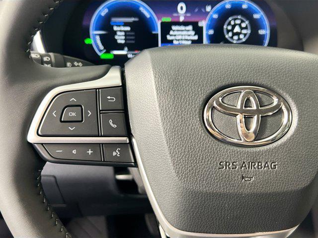 new 2025 Toyota Highlander Hybrid car, priced at $60,937
