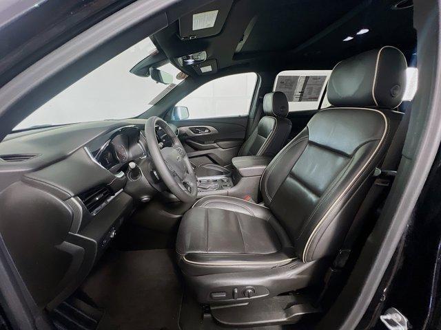 used 2022 Chevrolet Traverse car, priced at $27,990