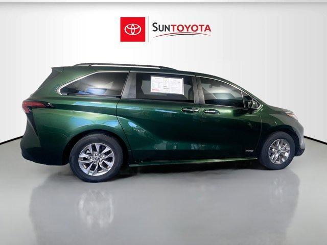 used 2021 Toyota Sienna car, priced at $37,469