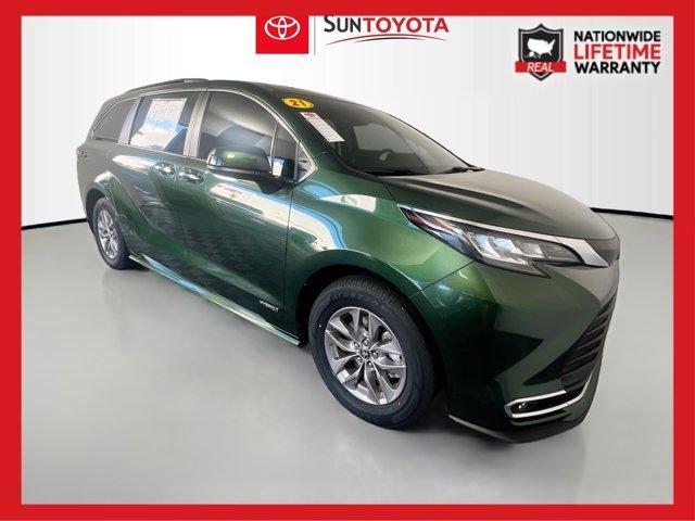 used 2021 Toyota Sienna car, priced at $37,469