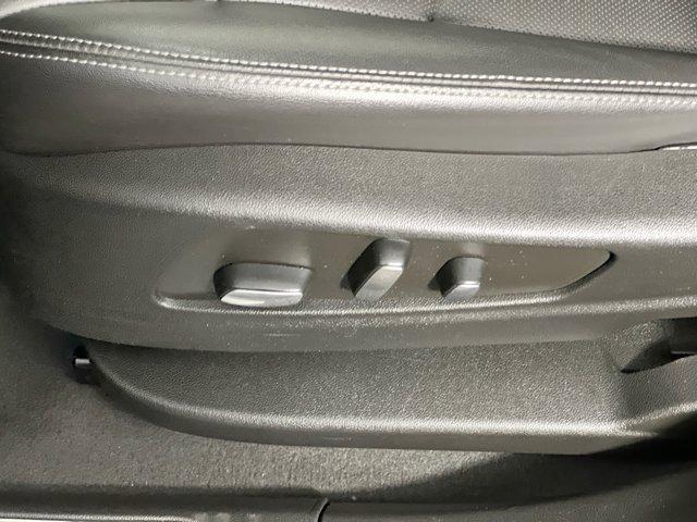 used 2023 Cadillac XT5 car, priced at $27,050