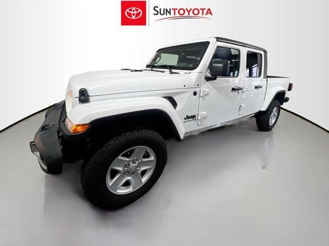 used 2022 Jeep Gladiator car, priced at $29,989