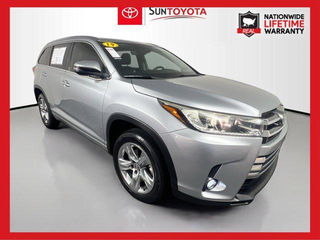 used 2019 Toyota Highlander car, priced at $27,315