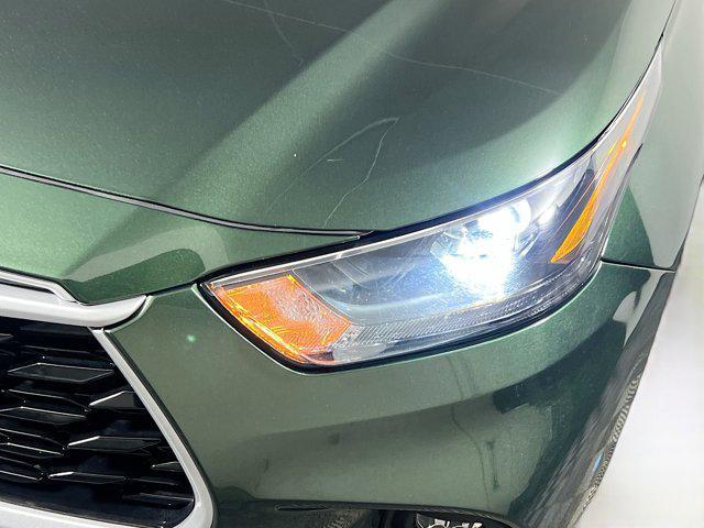 used 2023 Toyota Highlander car, priced at $31,998
