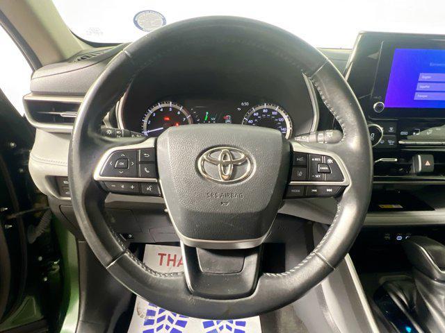 used 2023 Toyota Highlander car, priced at $31,998