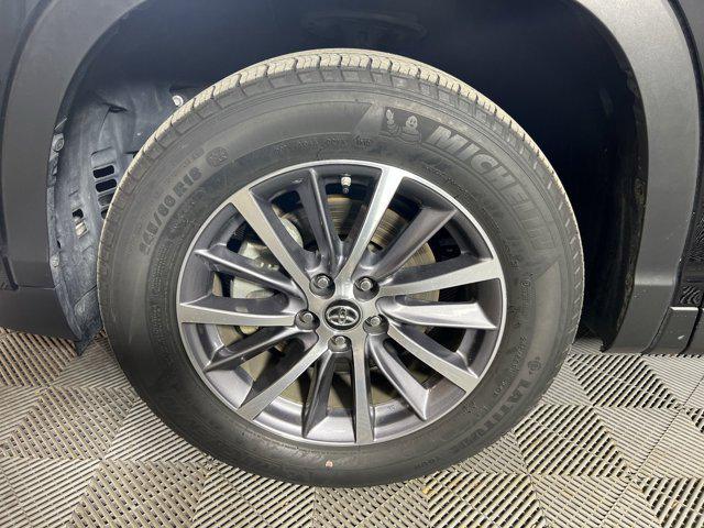 used 2019 Toyota Highlander car, priced at $23,951