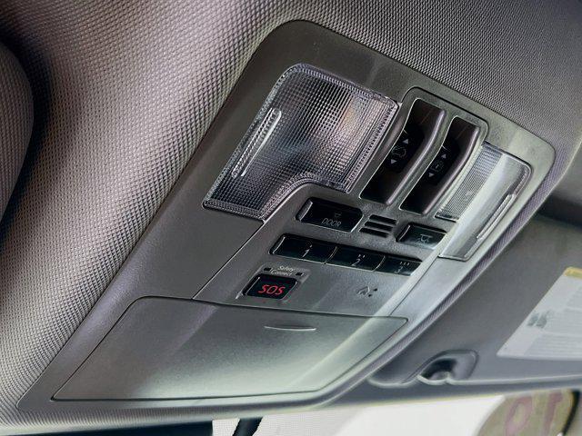 used 2019 Toyota Highlander car, priced at $32,375