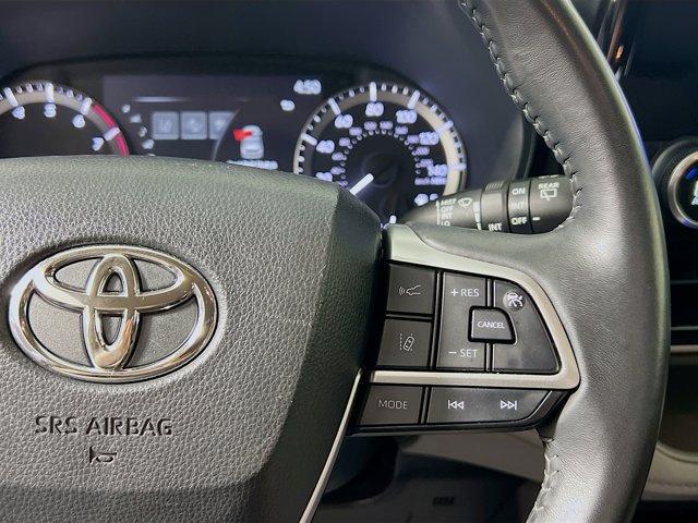 used 2023 Toyota Highlander car, priced at $34,436