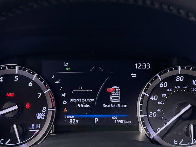 used 2022 Toyota Highlander car, priced at $36,155
