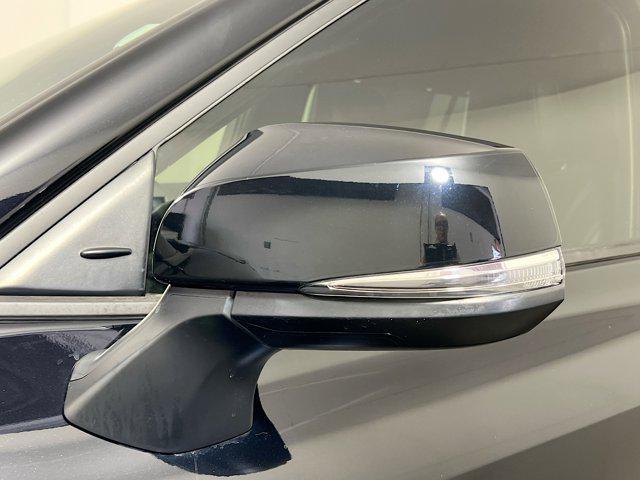 used 2022 Toyota Highlander car, priced at $36,155