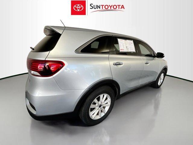 used 2019 Kia Sorento car, priced at $13,995