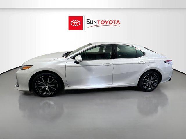 used 2022 Toyota Camry Hybrid car, priced at $29,625