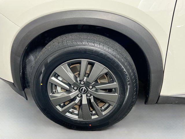 used 2024 Nissan Pathfinder car, priced at $25,998