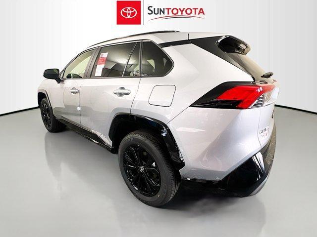 new 2024 Toyota RAV4 Hybrid car