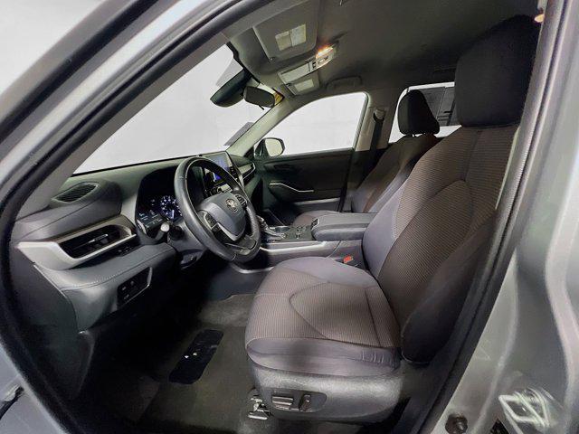 used 2023 Toyota Highlander car, priced at $28,100