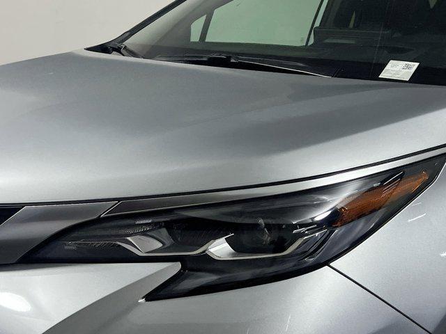 new 2025 Toyota Sienna car, priced at $60,917