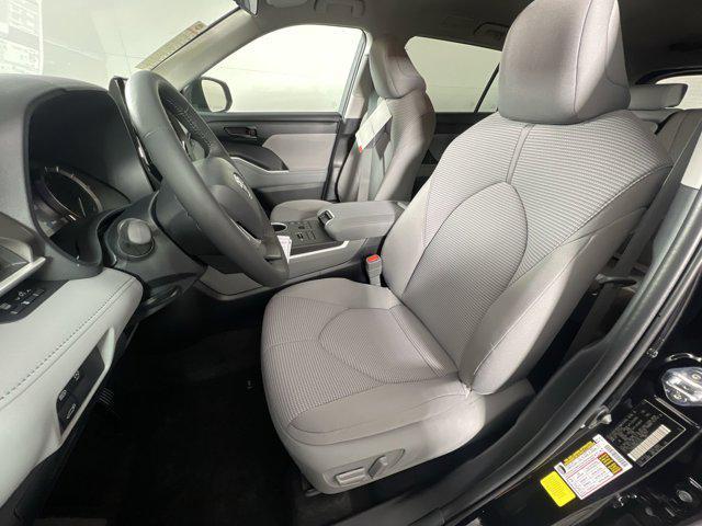 used 2024 Toyota Highlander car, priced at $33,992