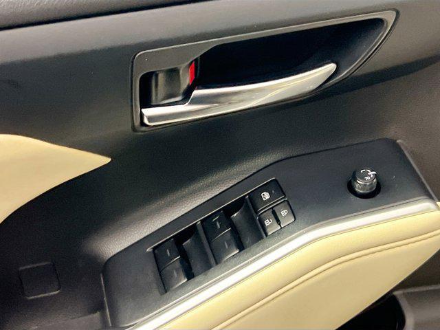 used 2023 Toyota Highlander car, priced at $33,960