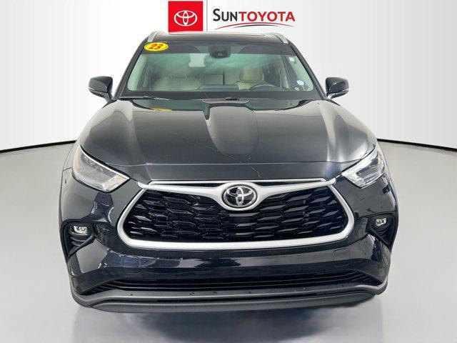 used 2023 Toyota Highlander car, priced at $33,960