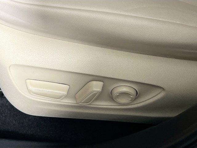 used 2023 Toyota Highlander car, priced at $33,960