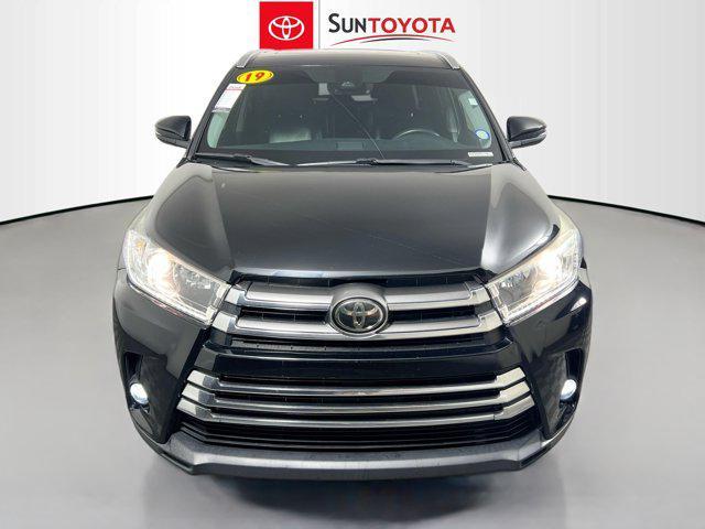 used 2019 Toyota Highlander car, priced at $26,979