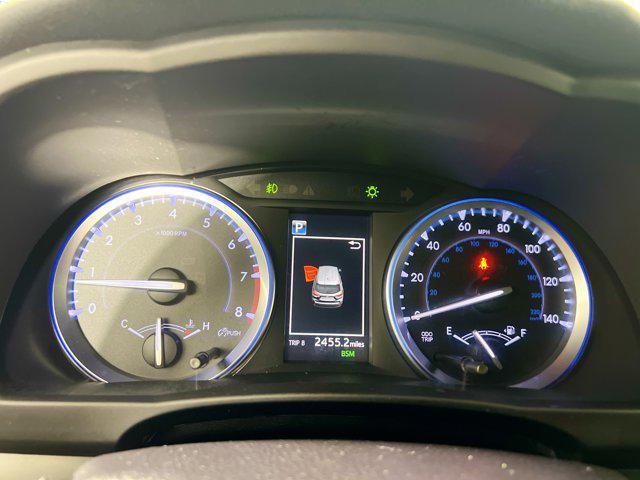 used 2019 Toyota Highlander car, priced at $26,979