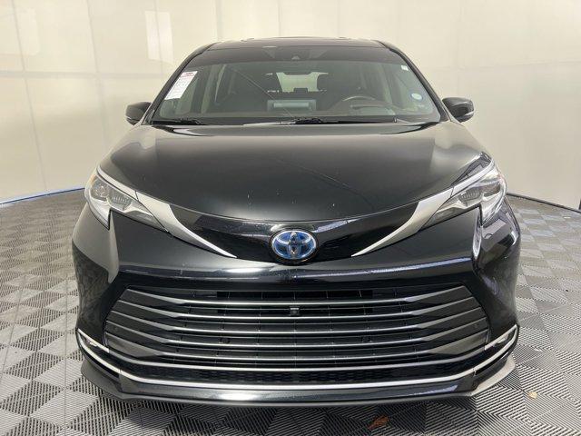 used 2021 Toyota Sienna car, priced at $45,877