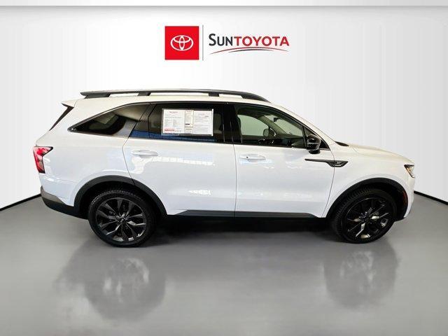 used 2021 Kia Sorento car, priced at $24,879