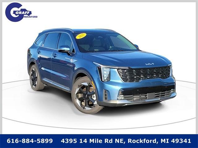 used 2025 Kia Sorento Hybrid car, priced at $36,499