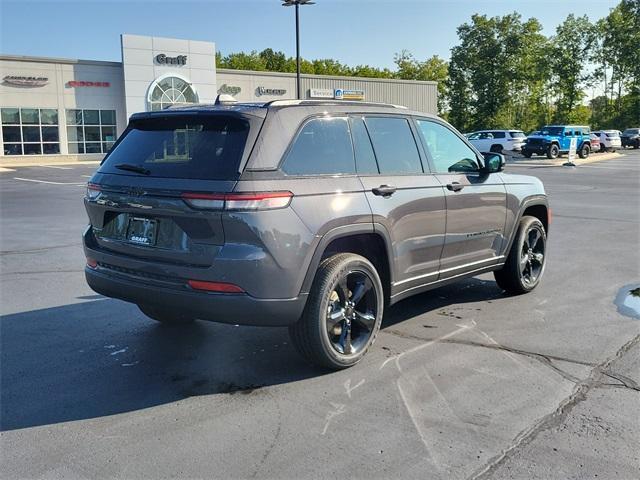 new 2025 Jeep Grand Cherokee car, priced at $47,398
