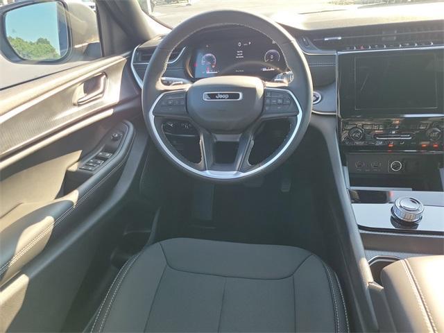 new 2025 Jeep Grand Cherokee L car, priced at $44,987