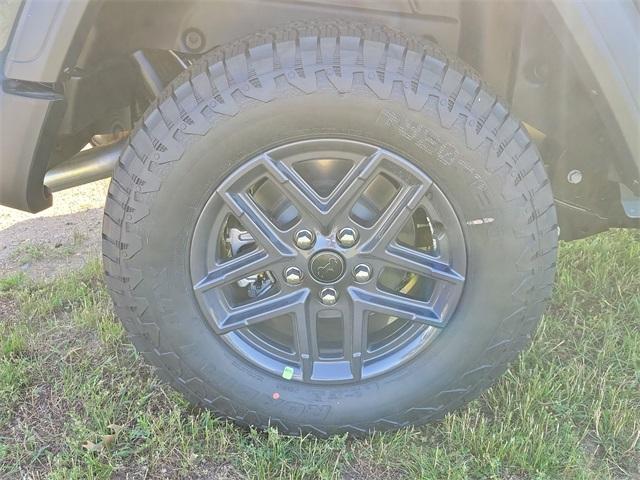 new 2025 Jeep Wrangler car, priced at $49,132