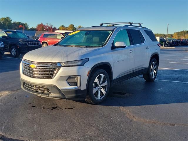 used 2022 Chevrolet Traverse car, priced at $29,949
