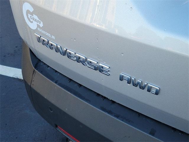 used 2022 Chevrolet Traverse car, priced at $29,949