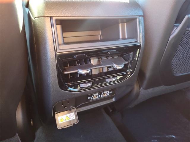 new 2025 Jeep Grand Cherokee car, priced at $47,538