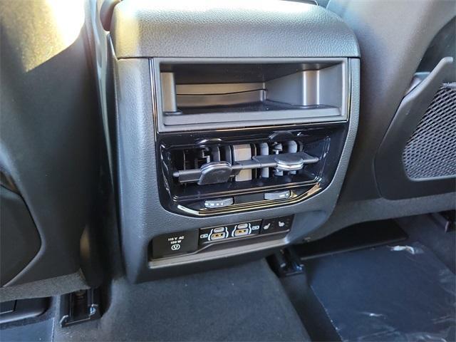 new 2025 Jeep Grand Cherokee car, priced at $53,891