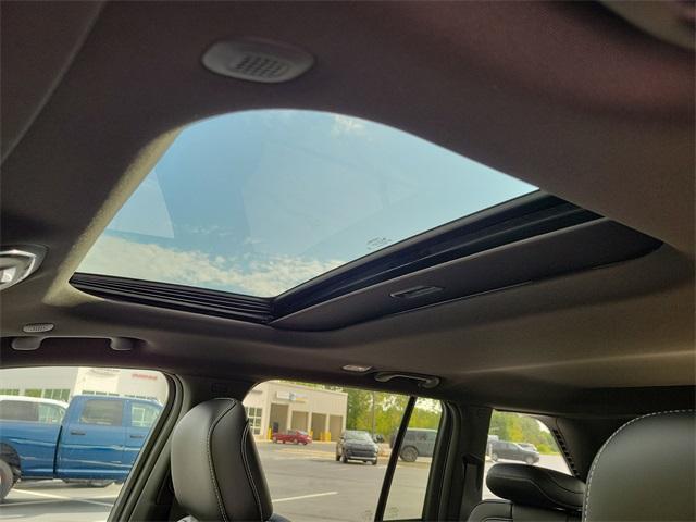 new 2025 Jeep Grand Cherokee car, priced at $47,020