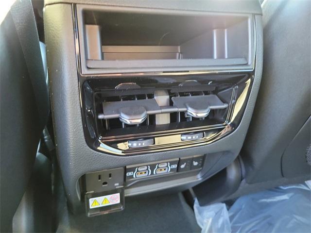 new 2025 Jeep Grand Cherokee car, priced at $53,355