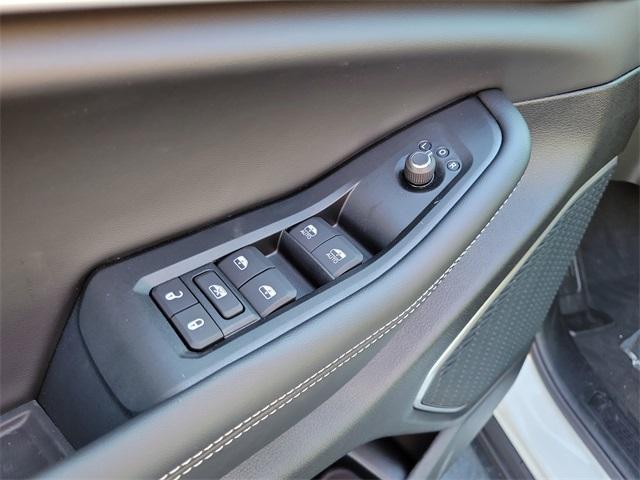 new 2025 Jeep Grand Cherokee car, priced at $53,355